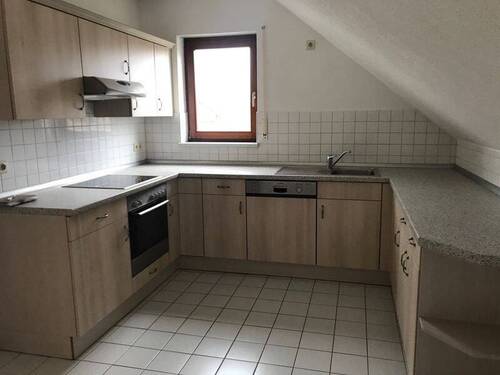 EBK - Etagenwohnung mit 77,00 m&sup2; in Wurzen zur Miete