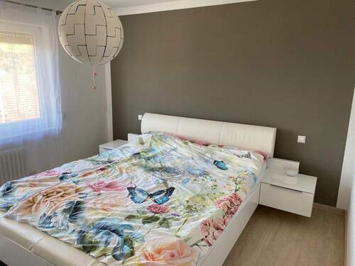 Schlafzimmer 1. OG - 