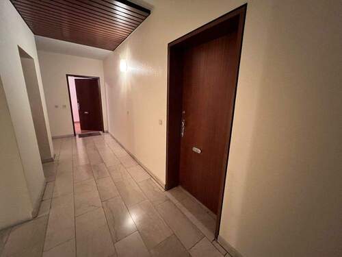 26755a4f-be04-4e91-87a9-3fc4f07e6cec-1861223776.jp - 