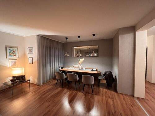 bc5706db-dc47-486f-b980-f3d568c2713f-1861223822.jp - 