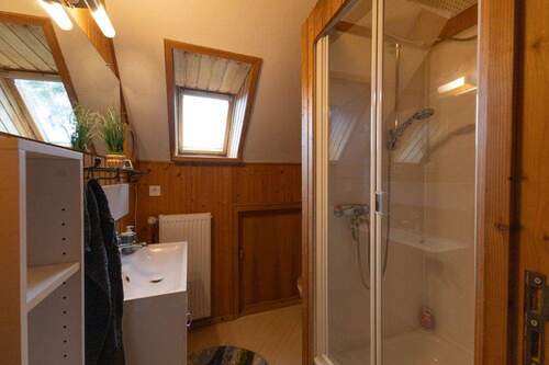 Badezimmer - Dachgeschoss - 