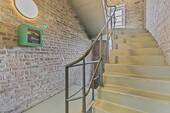 Treppenhaus - Büro mit 163,00 m&sup2; in Krefeld zur Miete