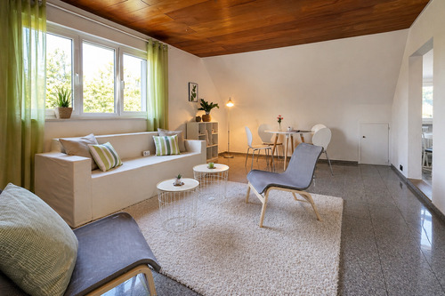 Wohnzimmer.png - 4 Zimmer Etagenwohnung zum Kaufen in Albbruck