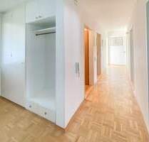 Toll geschnittene 4-Zimmer-Wohnung mit Loggia und TG-Stellplatz in 88250 Weingarten
