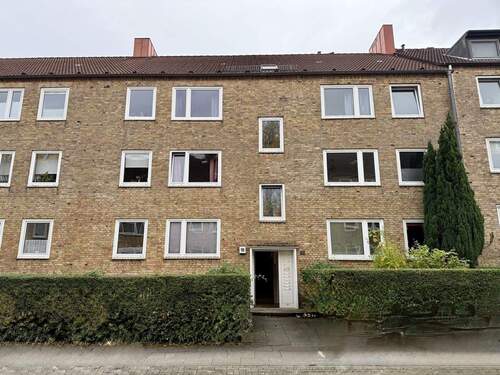 Straßenzugang - Charmante Citywohnung im topmodernisierten Altbau in Hamburg Eilbek