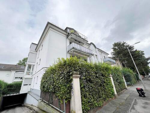 Zufahrt Tiefgarage - 