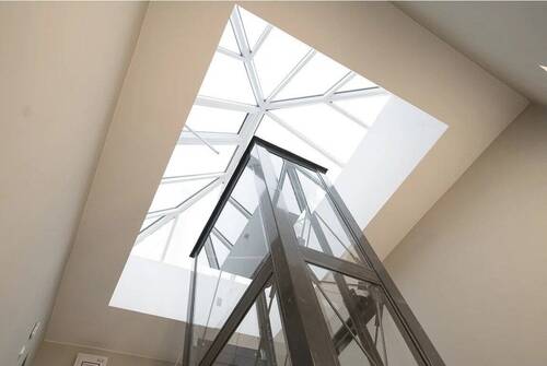 Lichteinfall im Treppenhaus - 