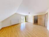 Schlafzimmer 1 im Dachgeschoss - 
