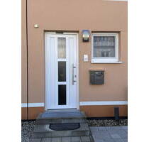 Reihenhaus - 715.000,00&nbsp;EUR Kaufpreis, ca.&nbsp; 137,00&nbsp;m&sup2;&nbsp;Wohnfl&auml;che in Adelsdorf (PLZ: 91325)