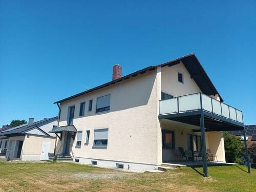 OG Wohnung - +++3 Zimmer OG-Wohnung mit Garten und großem Balkon!+++