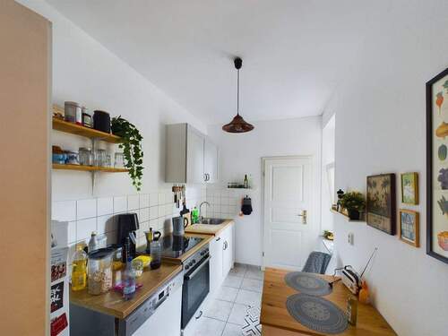 ba051b45-0188-4fbf-bc73-970906b732cd-1874560491.jp - 