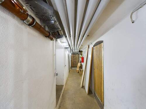 e91fc61a-8fd8-4ef0-bb0e-ac715e38592b-1874560506.jp - 