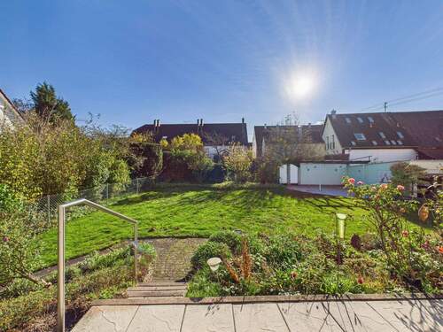 Garten Süd - 7 Zimmer Einfamilienhaus in Magstadt