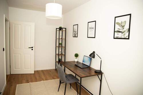 Arbeits-/Kinderzimmer - 