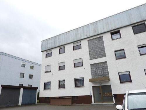 Aussenansicht - 3 Zimmer Etagenwohnung zum Kaufen in Roth