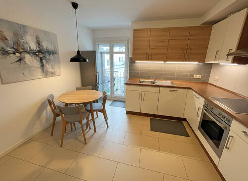 Küche virtuelles Homestaging - Etagenwohnung mit 82,70 m&sup2; in Mannheim zum Kaufen