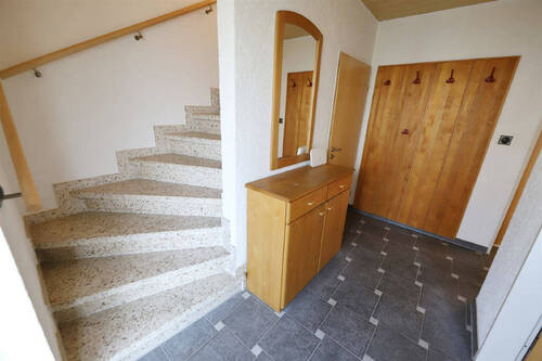 Flur - 4 Zimmer Reihenmittelhaus in Detmold