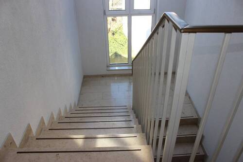 Treppenaufgang - 2 Zimmer Etagenwohnung in Regensburg