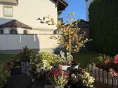 Garten-Blick nach Osten - 2 Zimmer Etagenwohnung in Unterhaching