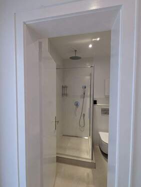 33c2870a-a3d9-41f1-af2c-a498de185d8d-1874854766.jp - 