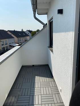 DG vermietete Wohnung - Balkon - 