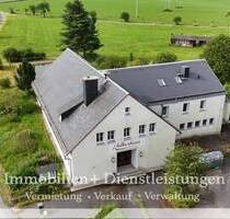 (A1550) Vielseitiges Kulturhaus mit Veranstaltungssaal und Ferienwohnungen in Kleingeschwenda - Leutenberg