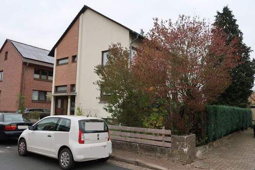 Ansicht Süd West - Dreifamilienhaus mit Garten in guter Lage von Sachsenhagen!