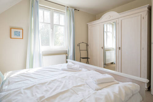 Schlafzimmer 1 - 