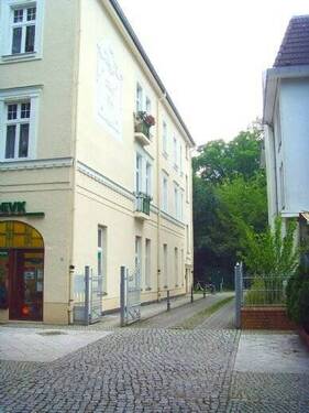 Zufahrt Parkhof - 