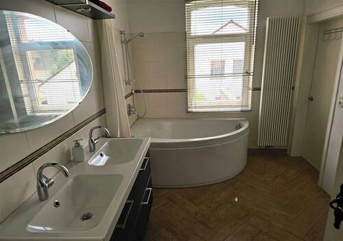 1. OG - Badezimmer - 