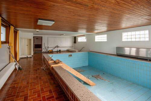 Schwimmbad (Lager) - 