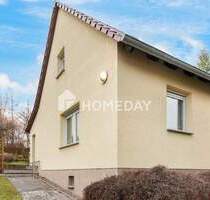 Idyllisches, kleines EFH mit Nebenhaus auf 900 m² Grundstück, Terrasse & Garage in Andreasvorstadt - Erfurt