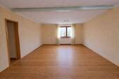 10 Blick vom Wohn- in den Essbereich - 
