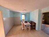 4 etwaige Küche im EG - Einfamilienhaus mit 167,00 m&sup2; in Theisbergstegen zum Kaufen