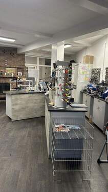 grosses helles Ladengeschäft - 