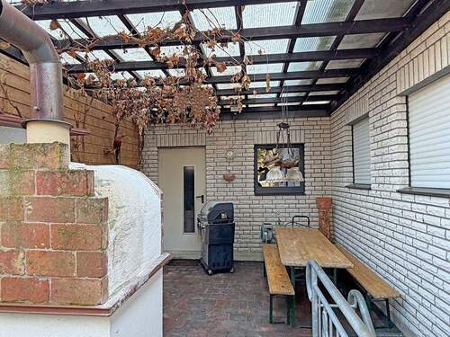 Gartenlaube/Grillecke/Backofen - 