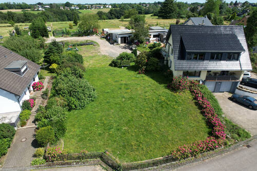 Drohne Front - Sonniges Baugrundstück in ruhiger, exponierter Lage von Odenthal-Erberich