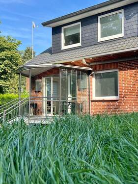 Haus - Familienfreundliches Haus mit Terrasse in Dassendorf