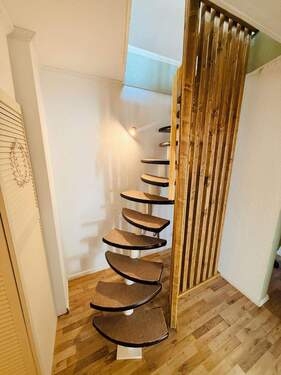 22 Treppe DG - 