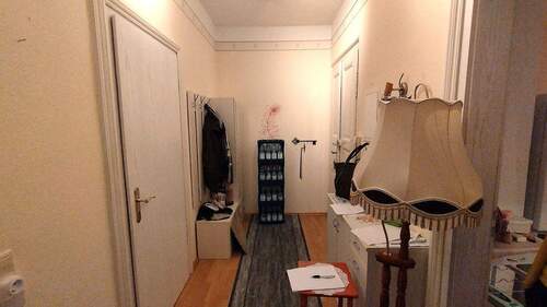 Flur - 2 Zimmer Etagenwohnung in Leipzig