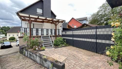 Hof mit Terrasse - 