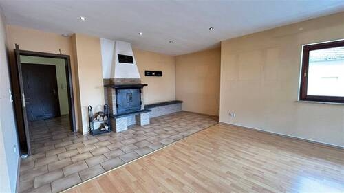 Wohnzimmer mit Kamin - 