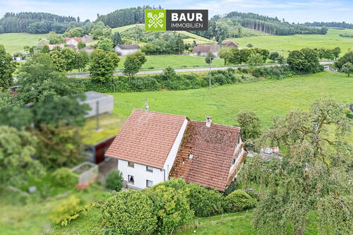 Luftaufnahme - 8 Zimmer Einfamilienhaus zum Kaufen in Neukirch