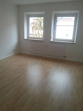 Wohnzimmer - Schöne, helle Altbauwohnung mit Flair zentral in Neuburg