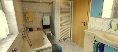 14.1 OG-Badezimmer 1.1.jpg - 