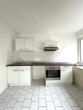 Einbauküche mit Platz für WM oder Geschirrspüler - 