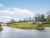 Straßenansicht - Grundstück in Kinderbeuern zum Kaufen