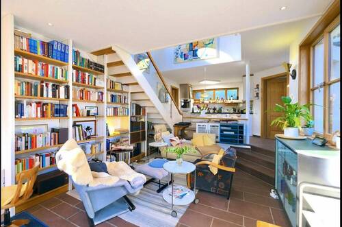 Wohnzimmer - 2 Zimmer Etagenwohnung zur Miete in Kassel
