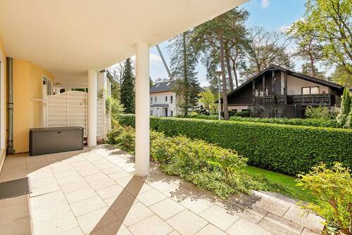 Großzügige Südwest-Terrasse - 