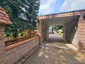 Carport - Einfamilienhaus mit 217,80 m&sup2; in Großpösna zur Miete